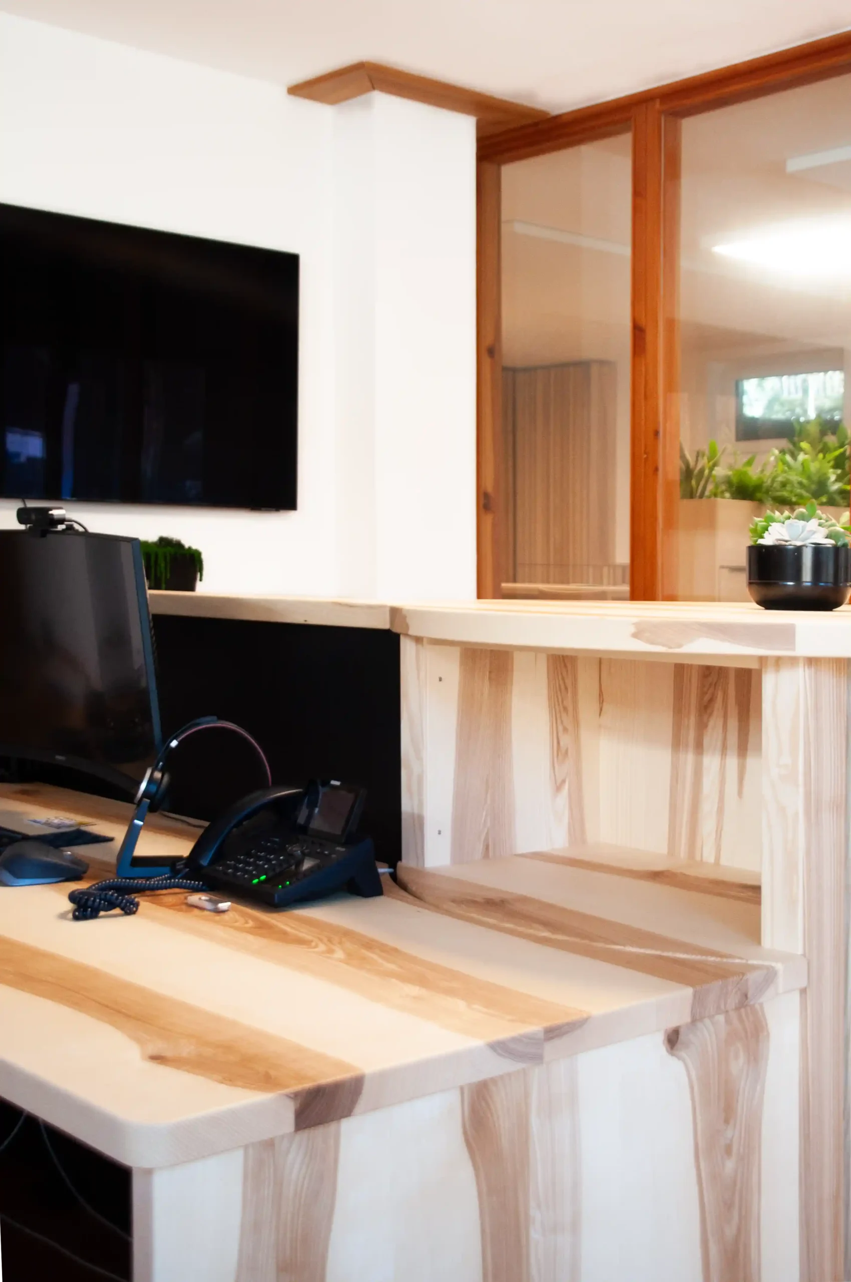 Vollholz-Büros für Untergeschoß